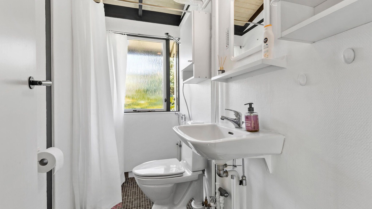 Photo of Bathroom in Holloselund