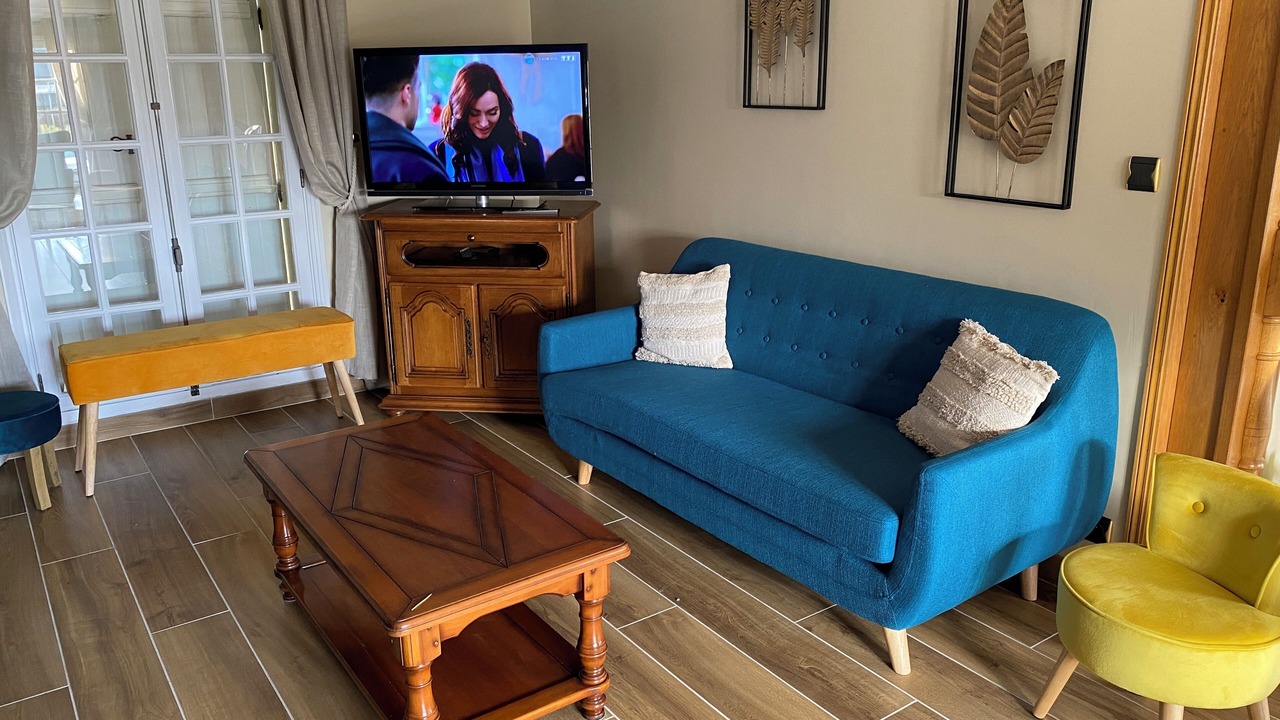 Photo of Livingroom in Saint-Quentin-en-Tourmont