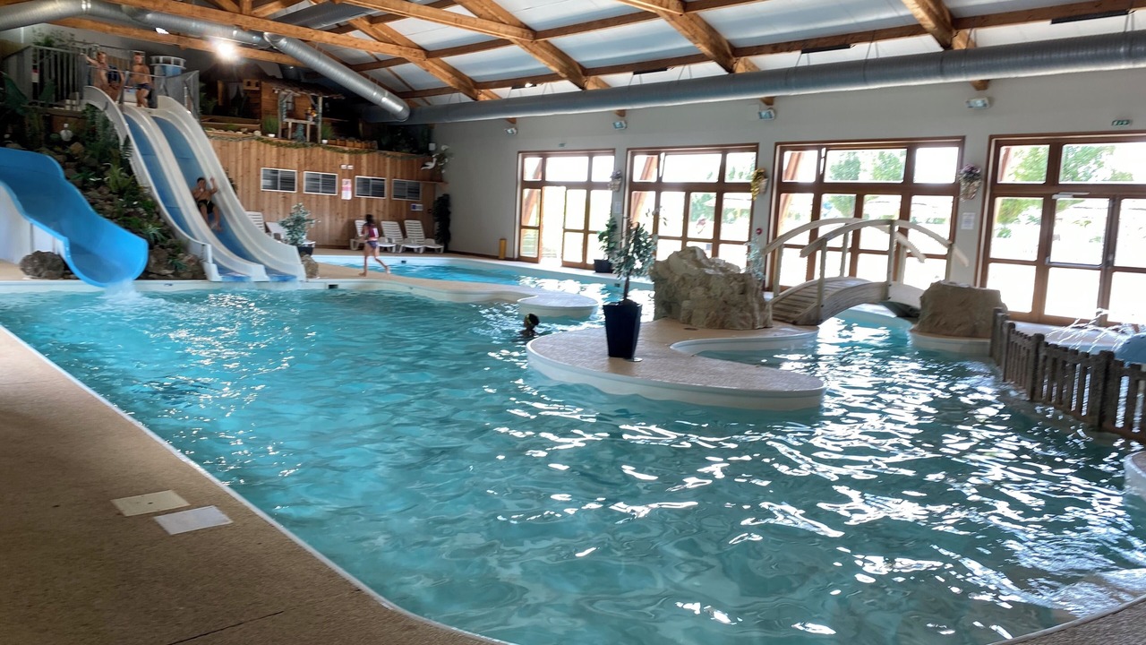 Photo of Outdoor in Saint-Quentin-en-Tourmont