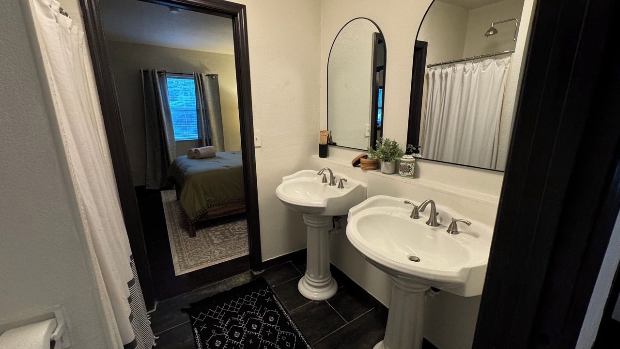 Photo of Bedroom in Cocoa