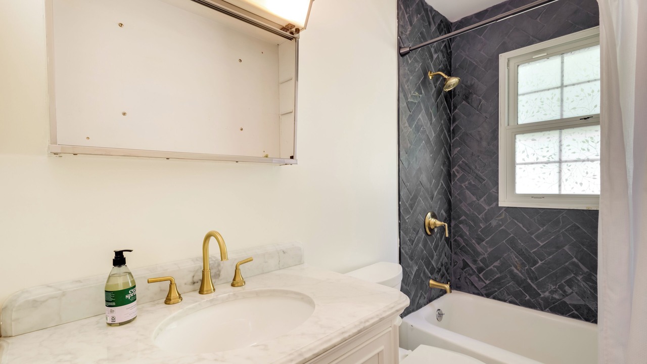 Photo of Bathroom in Bellamy