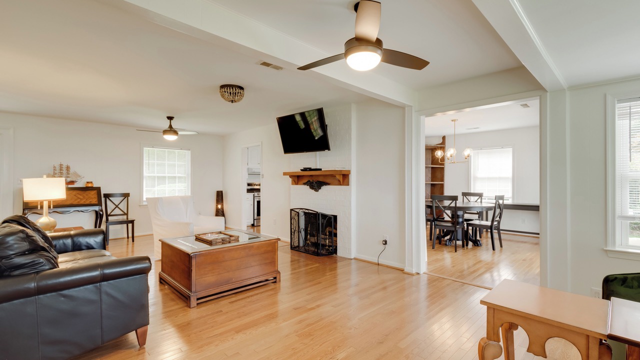 Photo of Livingroom in Bellamy