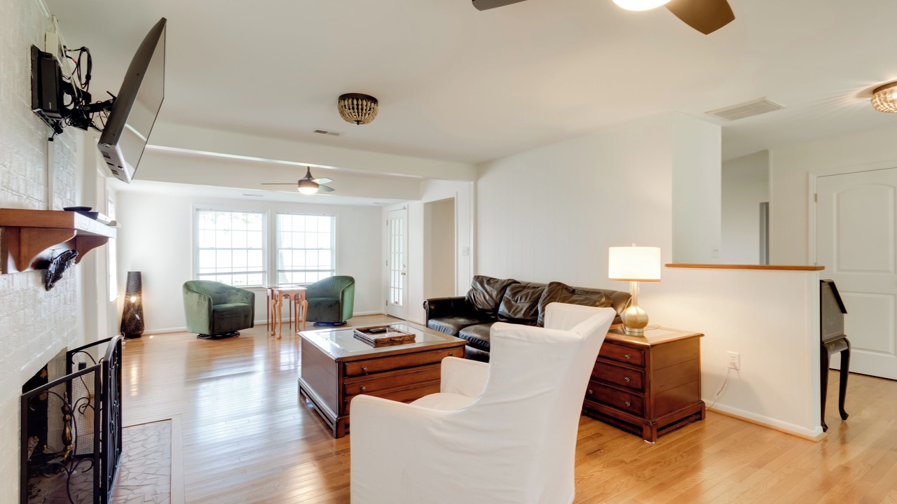 Photo of Livingroom in Bellamy