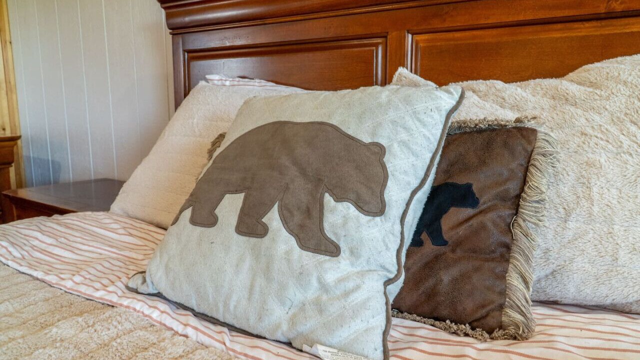 Photo of Bedroom in Walnut Shade