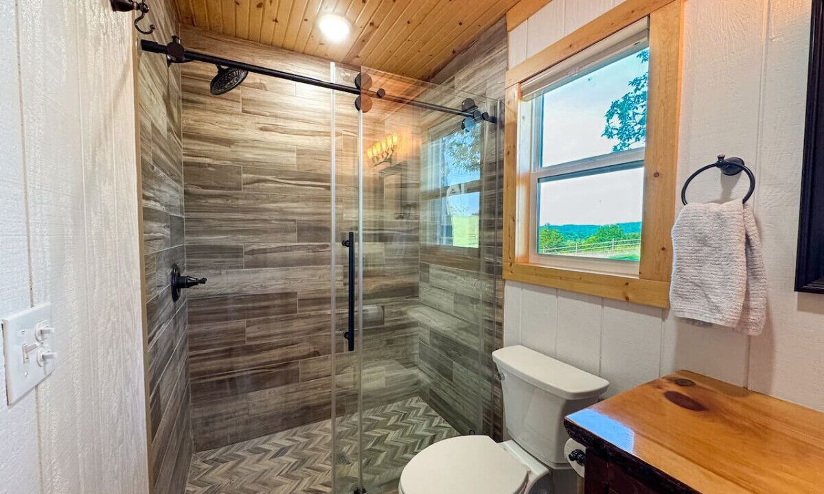 Photo of Bathroom in Walnut Shade
