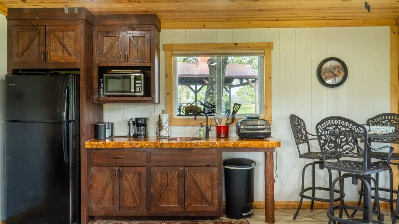 Photo of Kitchen in Walnut Shade