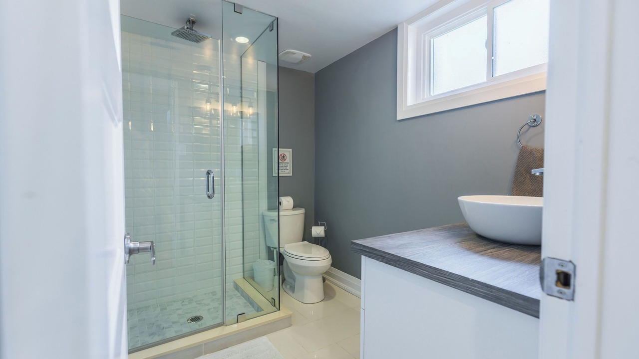 Photo of Bathroom in Port Weller