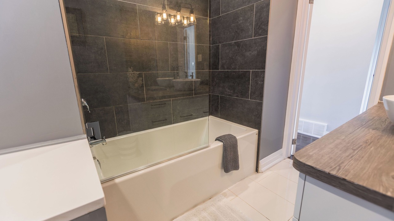 Photo of Bathroom in Port Weller
