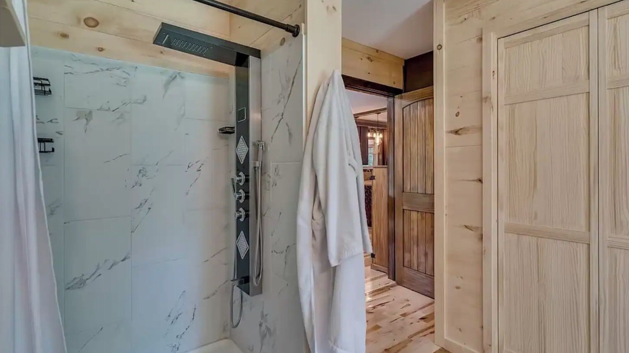 Photo of Bathroom in Brantingham