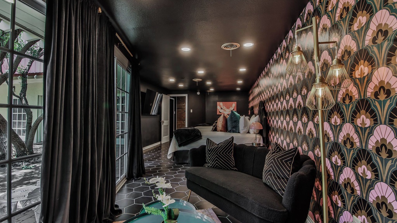 Photo of Livingroom in Heart of Lubbock