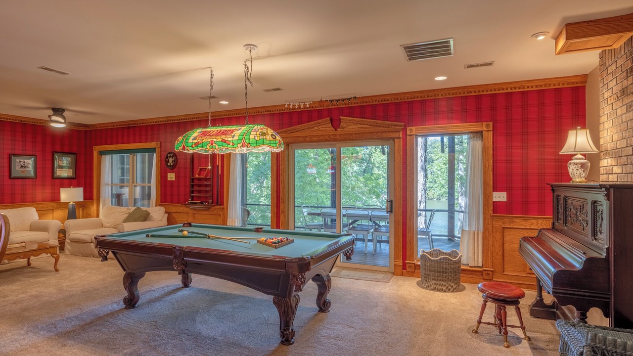 Photo of Bedroom in Innsbrook