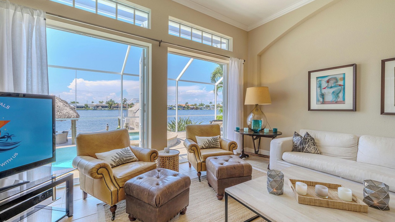 Photo of Livingroom in Eight Lakes