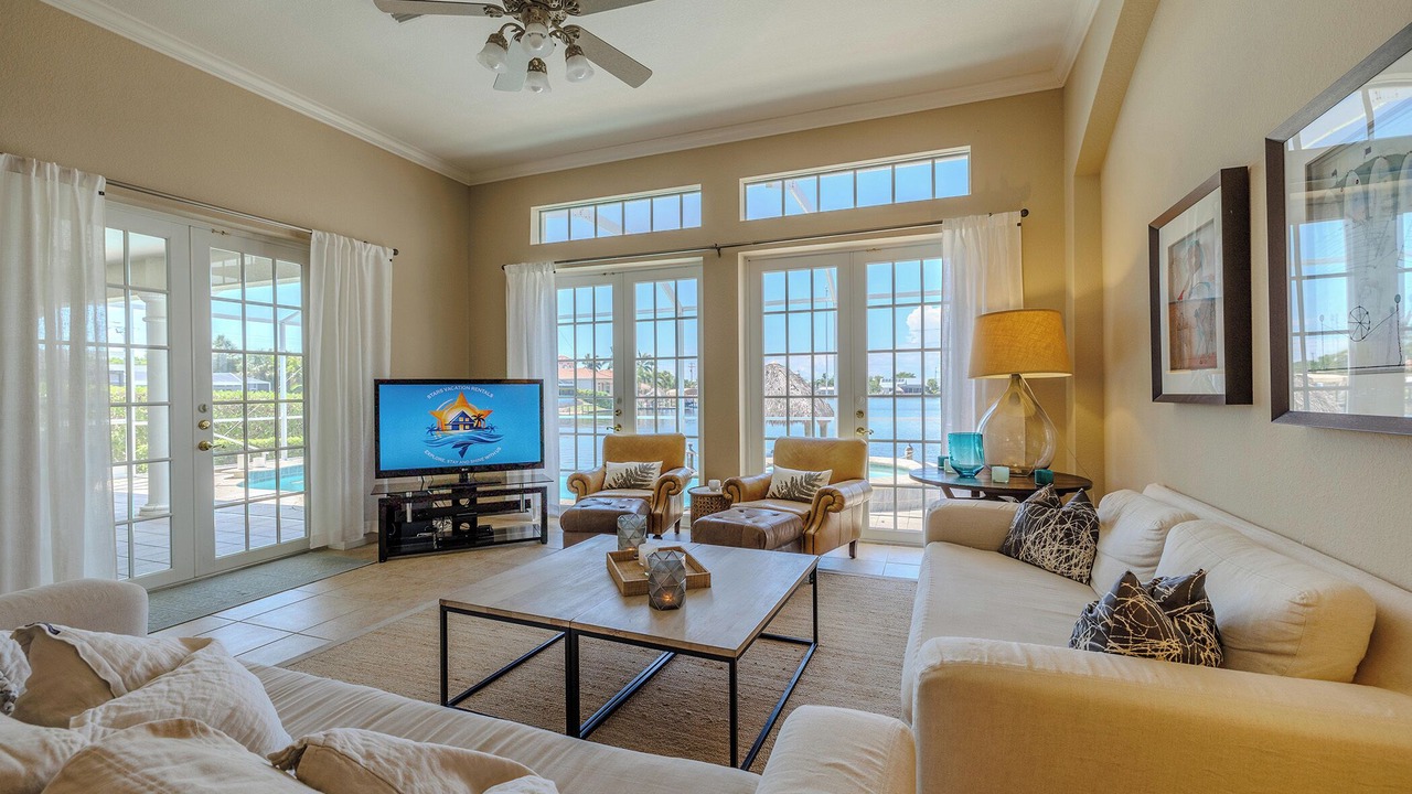 Photo of Livingroom in Eight Lakes