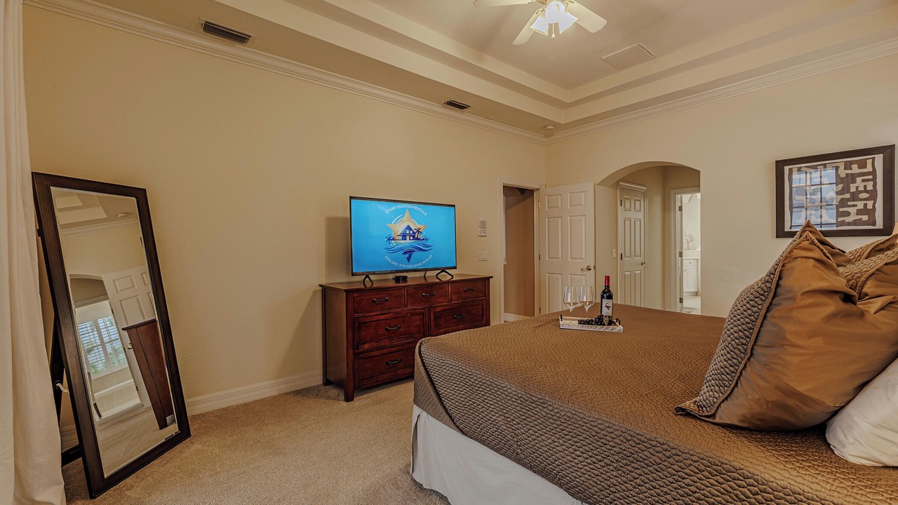Photo of Bedroom in Eight Lakes