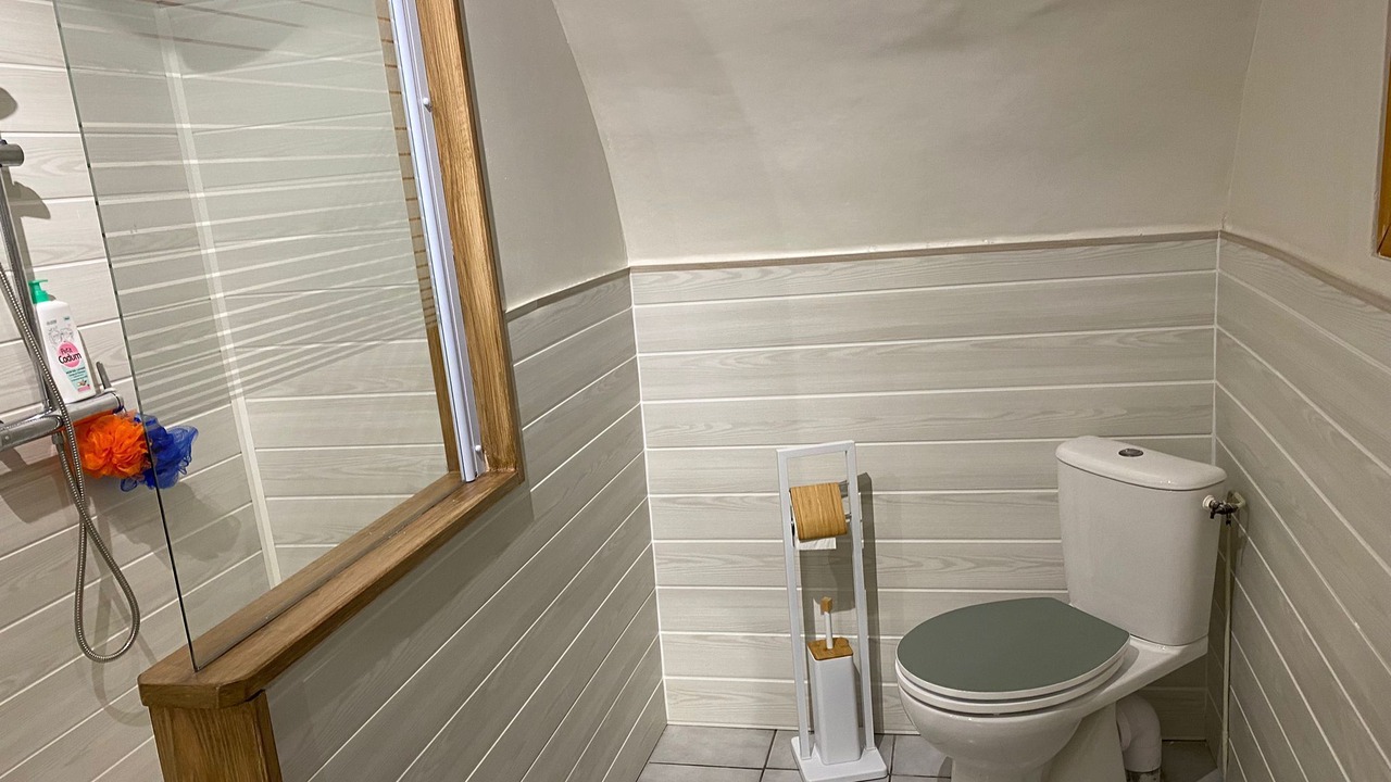 Photo of Bathroom in Vogue