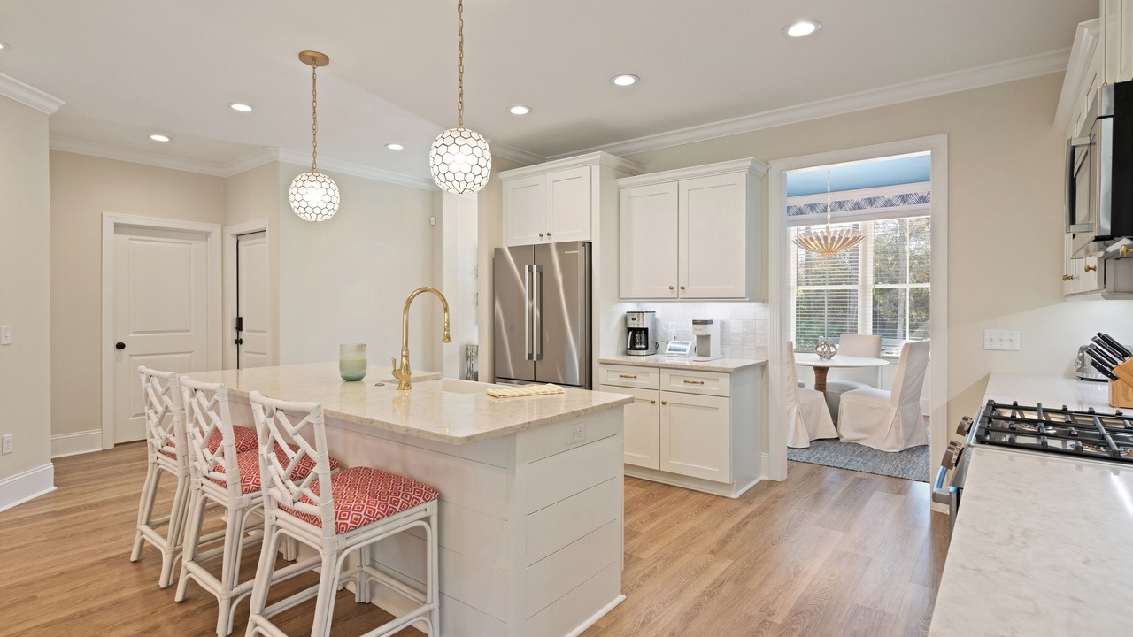 Photo of Others in Saint Simons Heights