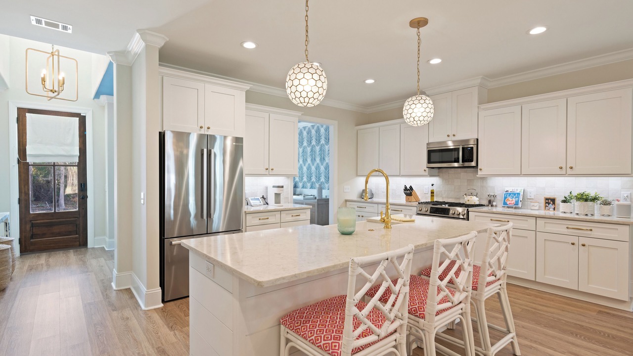 Photo of Others in Saint Simons Heights