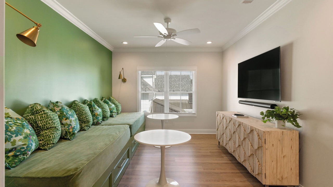 Photo of Others in Saint Simons Heights