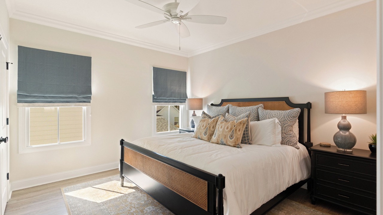 Photo of Others in Saint Simons Heights