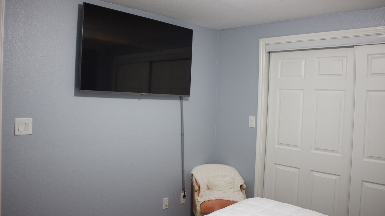 Photo of Bedroom in Pasadena