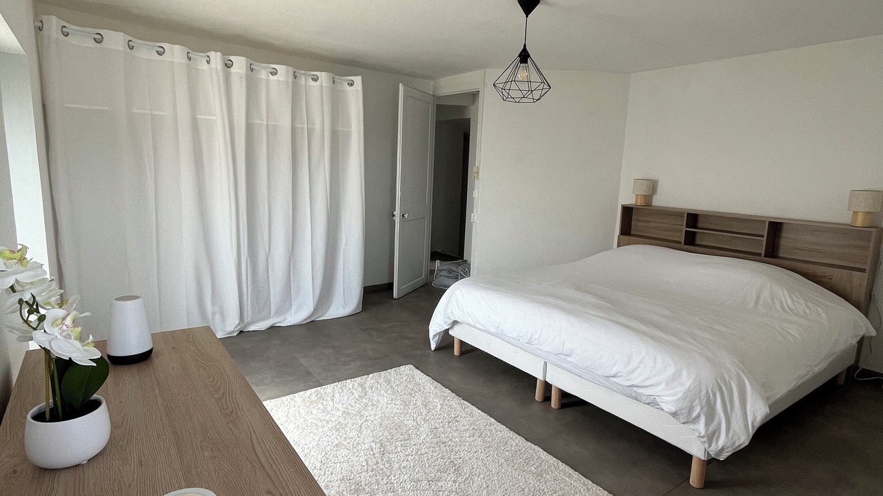 Photo of Bedroom in Saint-Michel-en-l'Herm