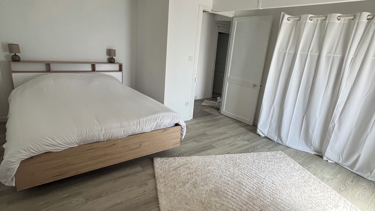 Photo of Bedroom in Saint-Michel-en-l'Herm