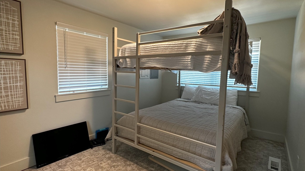 Photo of Bedroom in Longtown