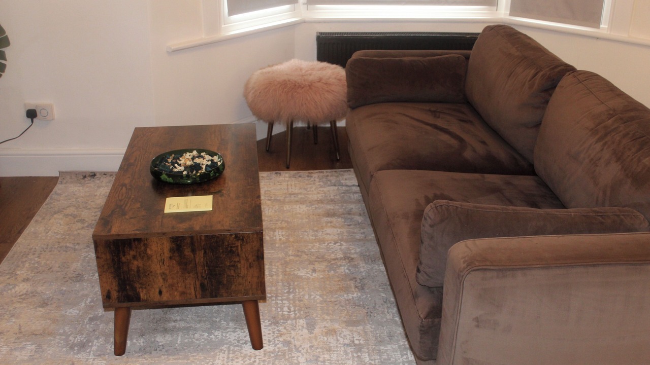 Photo of Livingroom in South Norwood