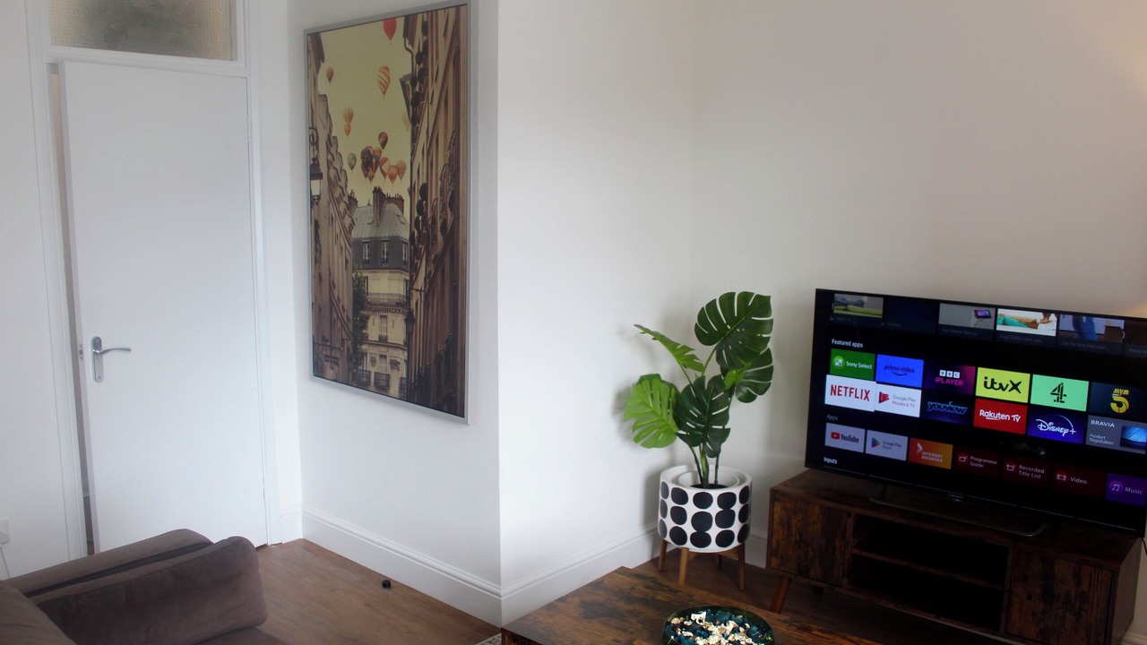 Photo of Livingroom in South Norwood