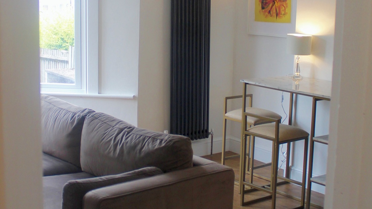 Photo of Livingroom in South Norwood