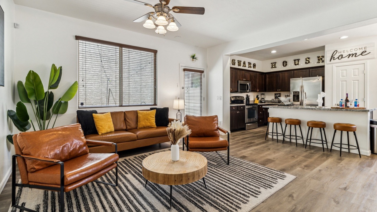 Photo of Livingroom in Maryvale