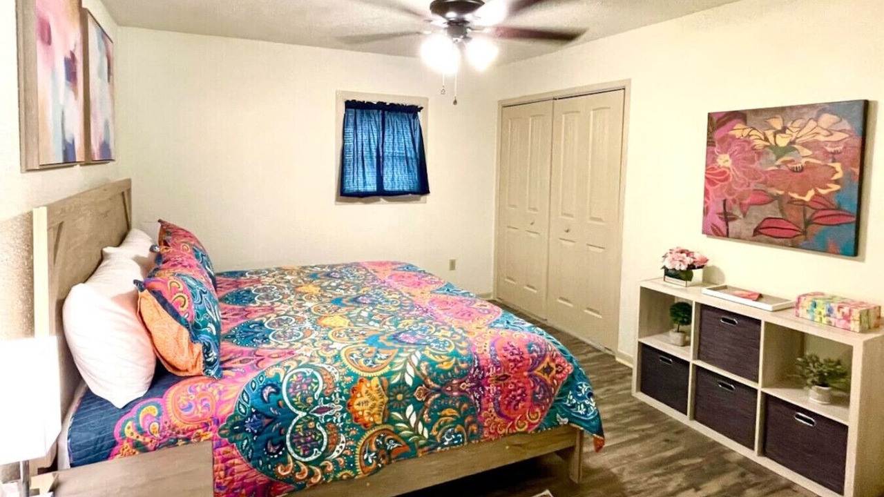 Photo of Bedroom in Port Neches