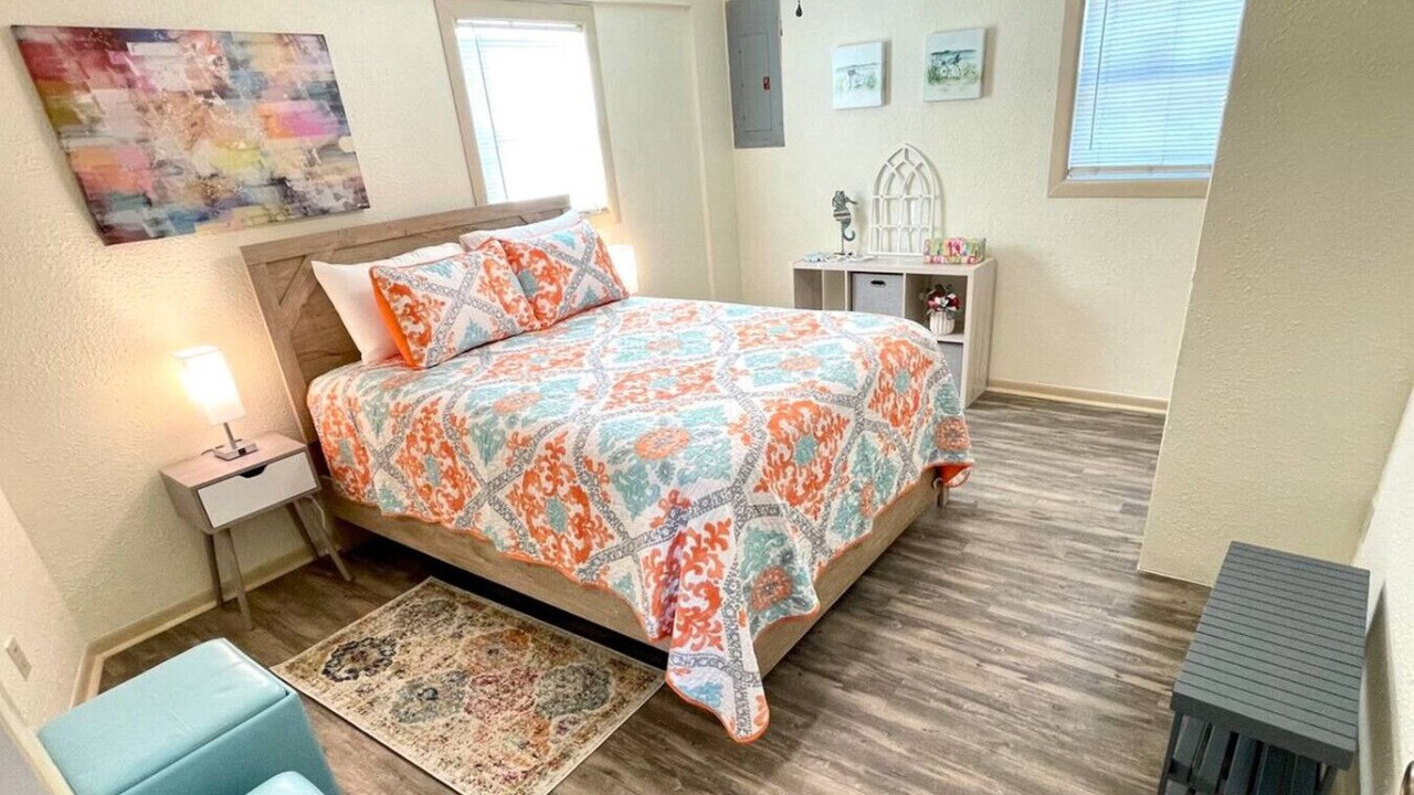 Photo of Bedroom in Port Neches