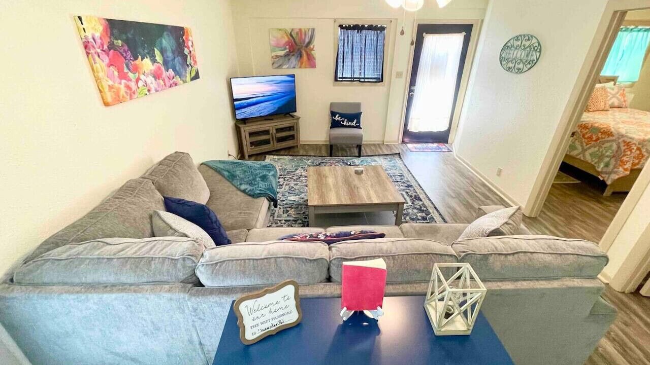 Photo of Livingroom in Port Neches