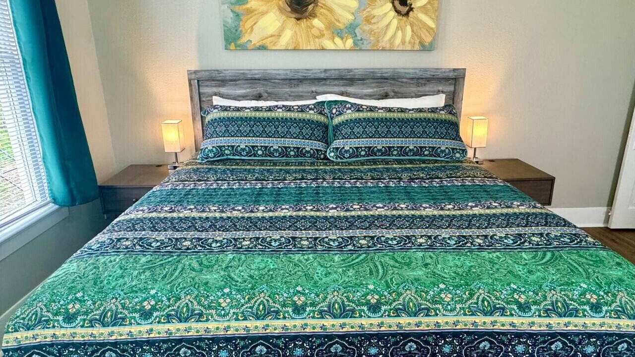 Photo of Bedroom in Port Neches