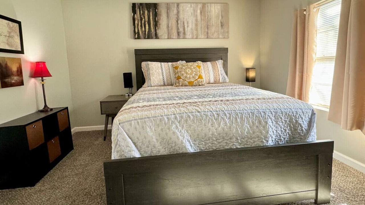 Photo of Bedroom in Port Neches