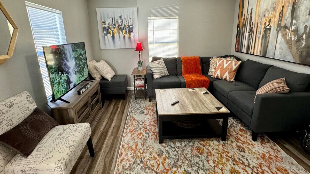 Photo of Livingroom in Port Neches