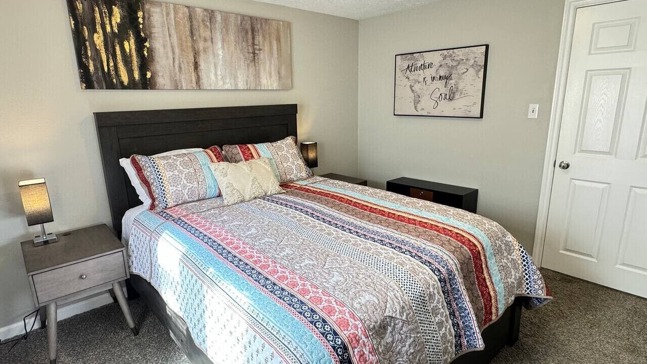 Photo of Bedroom in Port Neches