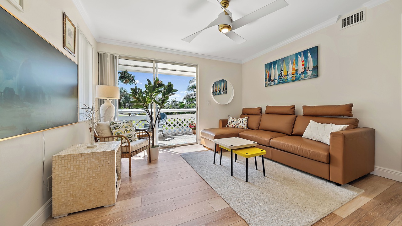 Photo of Livingroom in Jupiter