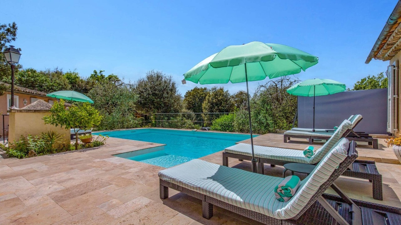 Photo of Others in Cabris