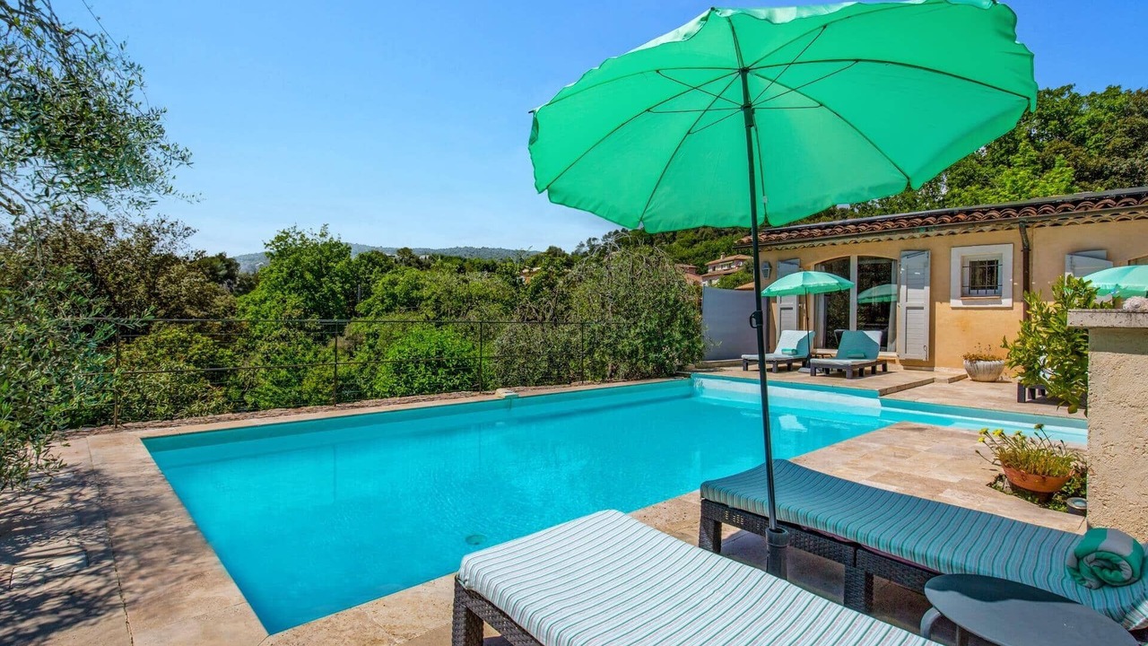 Photo of Others in Cabris