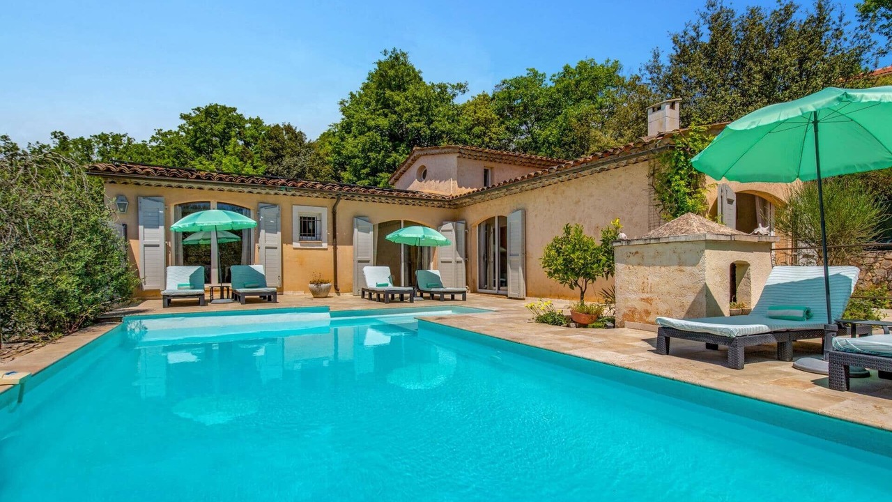 Photo of Others in Cabris