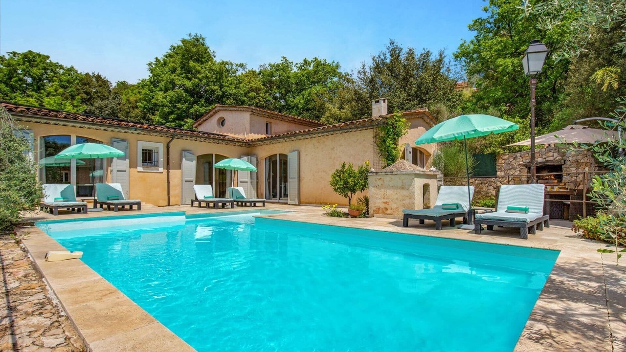 Photo of Others in Cabris