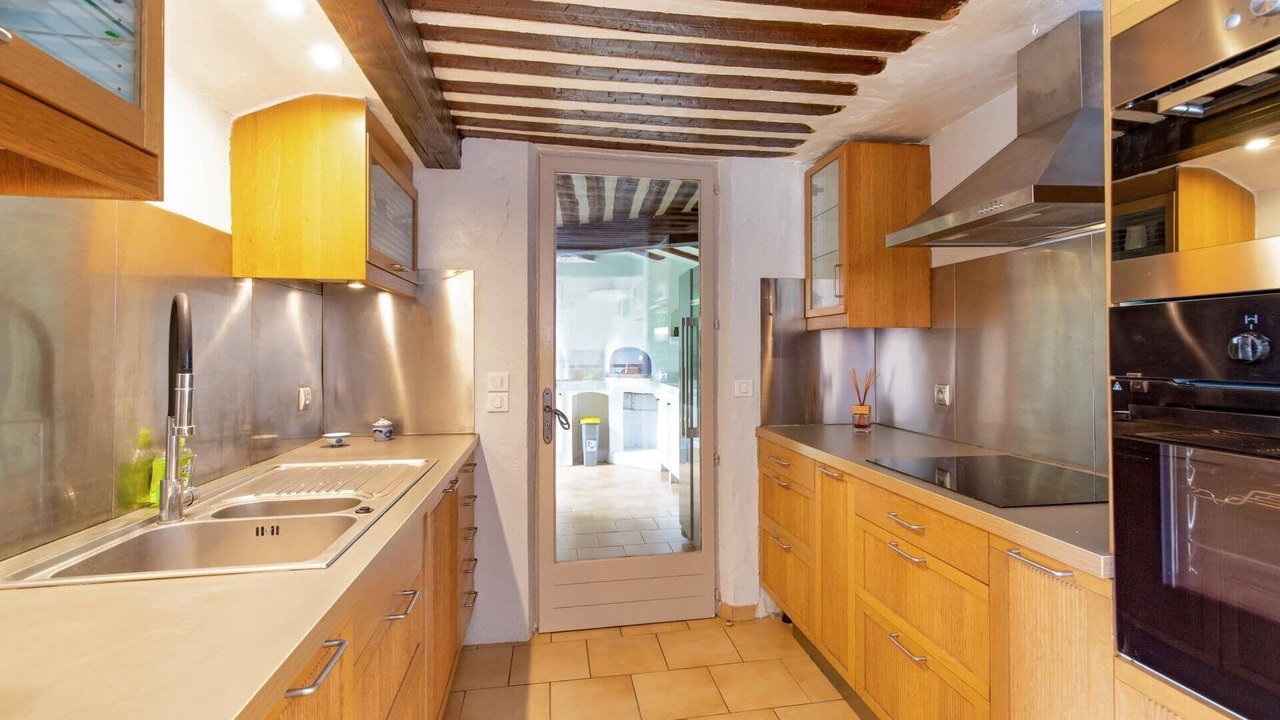 Photo of Others in Cabris