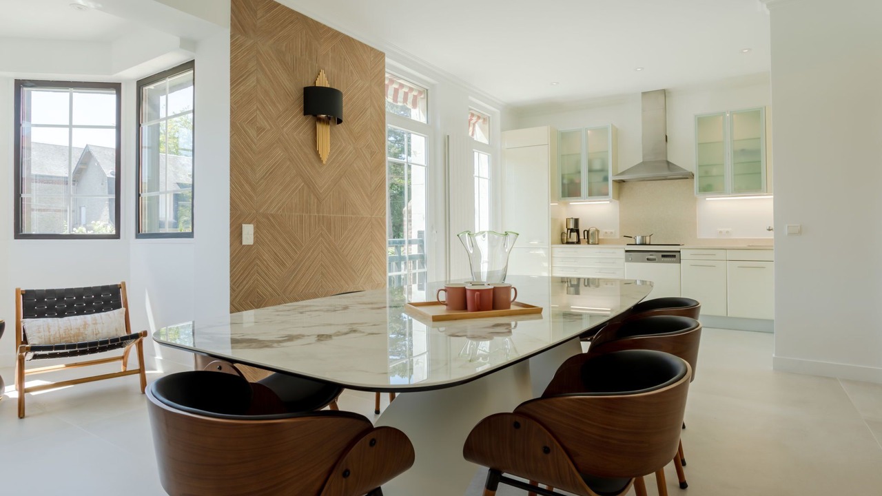 Photo of Bedroom in Deauville City Centre