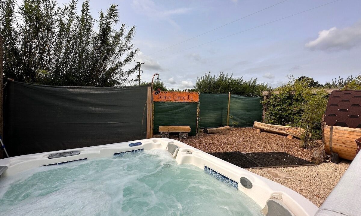 Photo of Outdoor in Chackmore