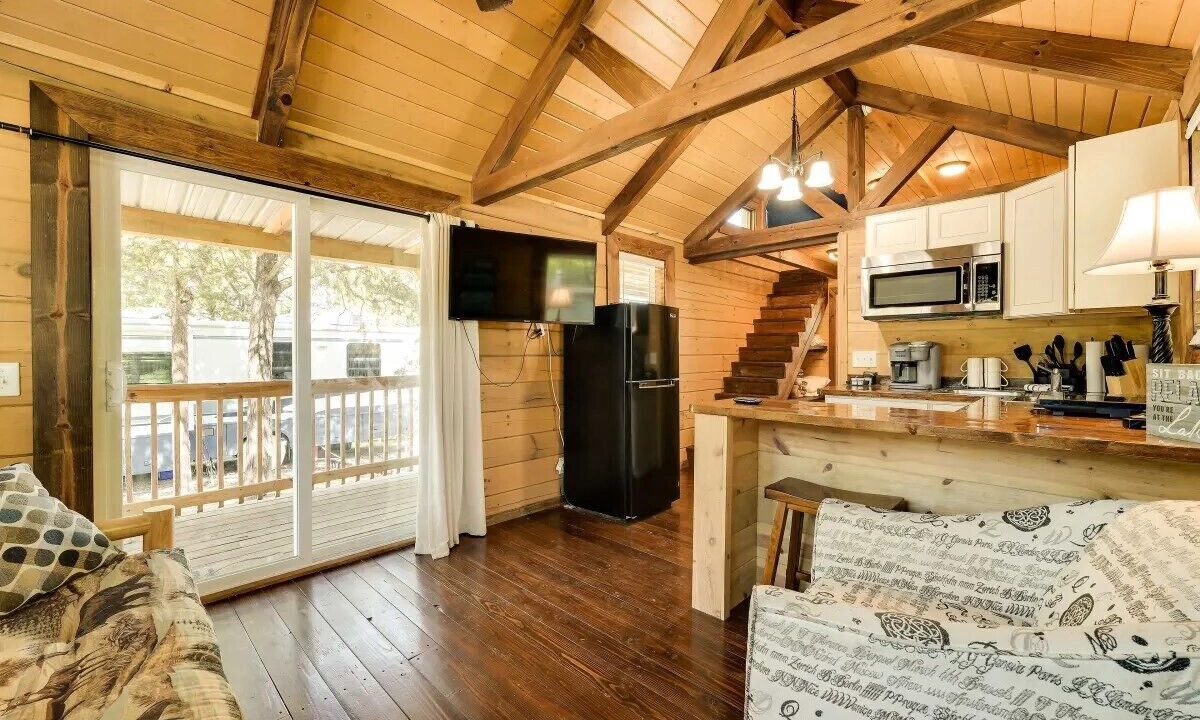 Photo of Livingroom in Indian Point