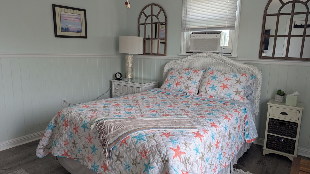 Photo of Bedroom in Long Beach