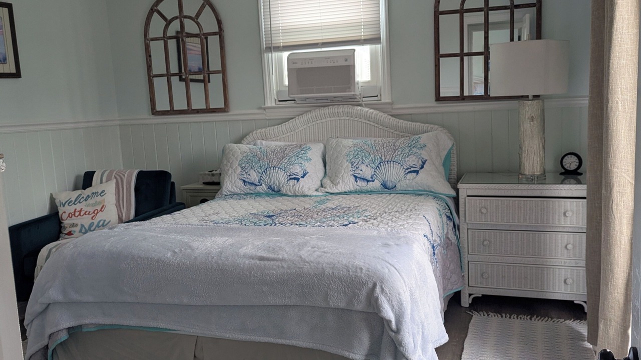 Photo of Bedroom in Long Beach