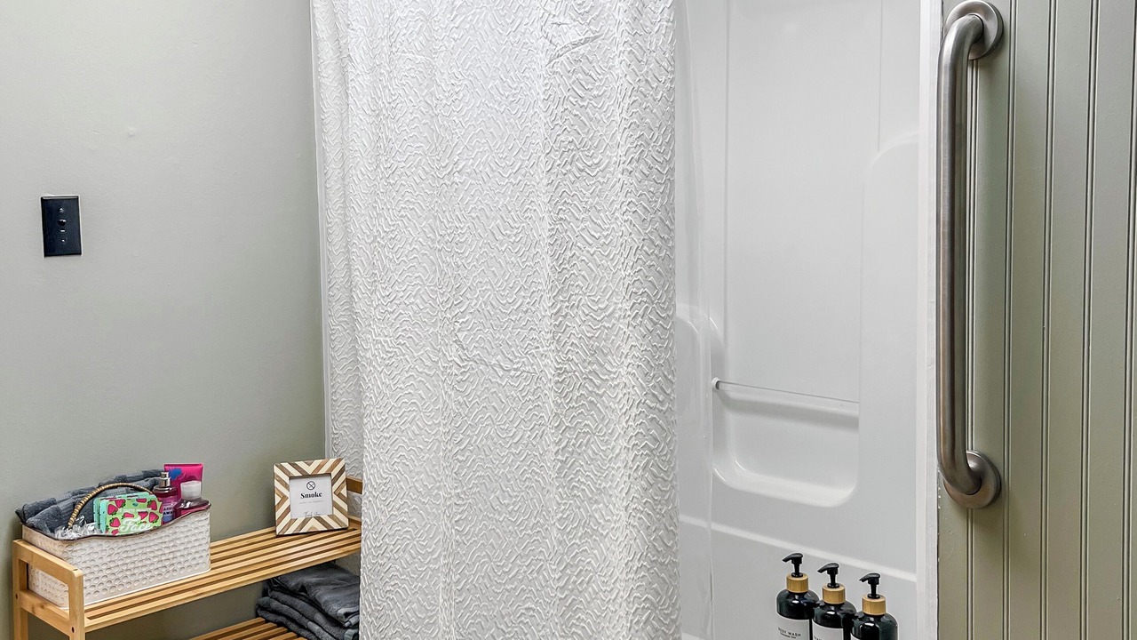 Photo of Bathroom in Greers Ferry